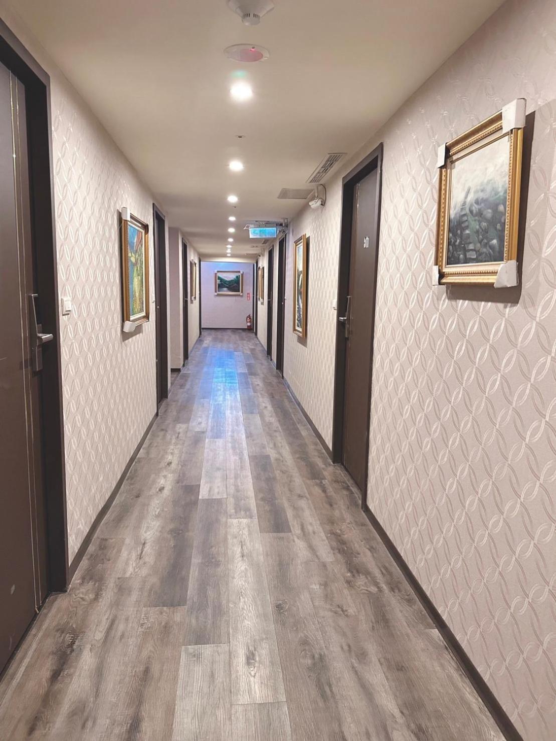 Crystal City Hotel Чжунлі Екстер'єр фото